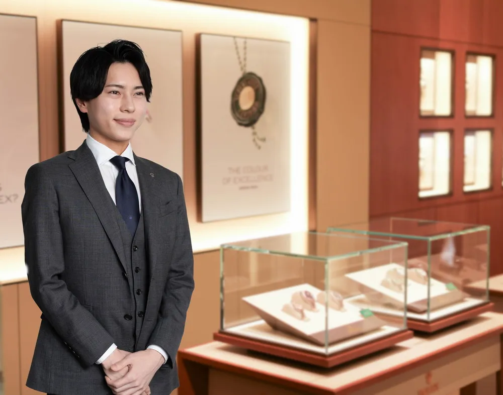 店内に立つIさん