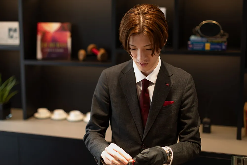 時計を扱うSさん