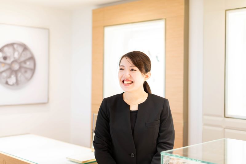 Mさんが話している様子の写真